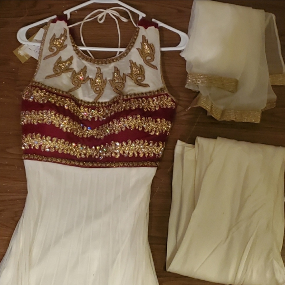 Indian formal dress new small... size 2